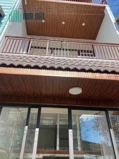 Bán nhà hẻm xe hơi đường Lê Hồng Phong Đà Lạt