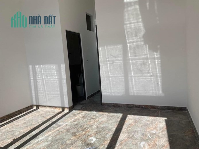 Bán nhà hẻm xe hơi đường Lê Hồng Phong Đà Lạt