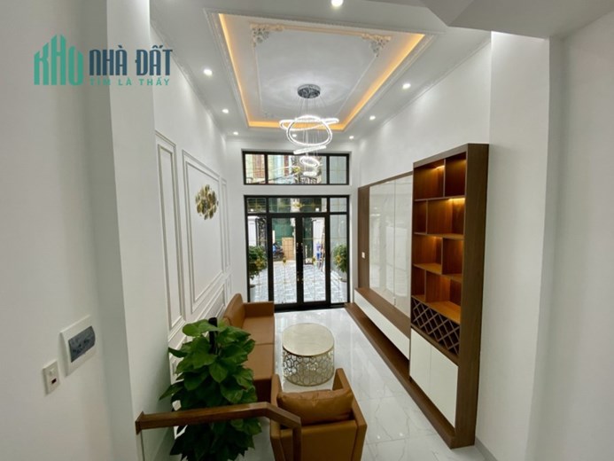 Nhà phố Lạch Tray - Sân cổng 70m2 chỉ hơn 2 tỷ