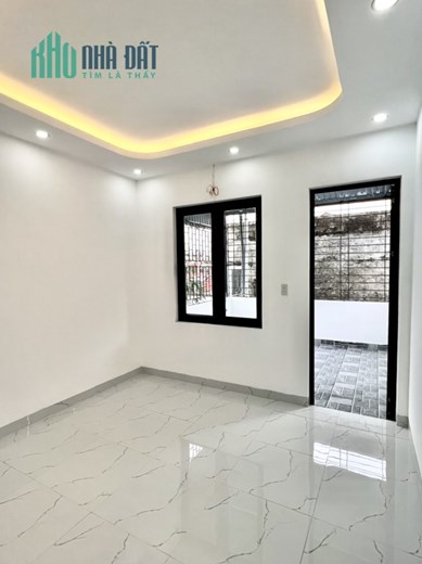 Nhà phố Lạch Tray - Sân cổng 70m2 chỉ hơn 2 tỷ