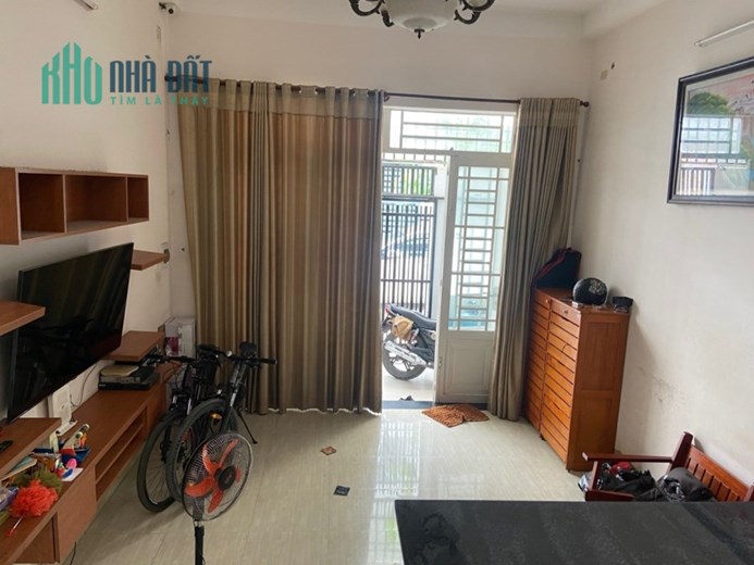 Hiếm Hẻm 110 Tô Hiệu - Tân Phú 46m2 - 4 tấm Đẹp - HXH tránh