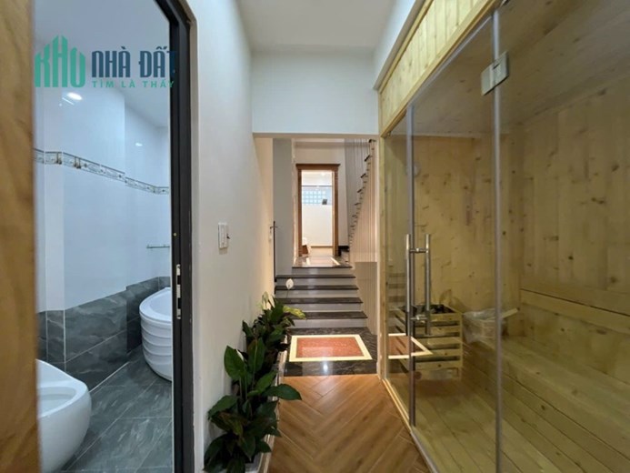 Ngay Lê Văn Qưới Bình Tân 82m2 3 tầng BTCT HXH nhỉnh 5 tỷ.