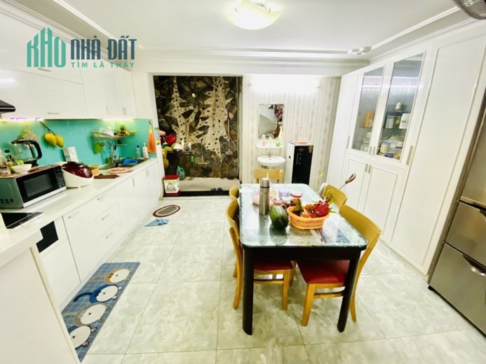 Bán Nhà Lê Quang Định Quận Bình Thạnh. DT: 69m2. LH: 0932155399.