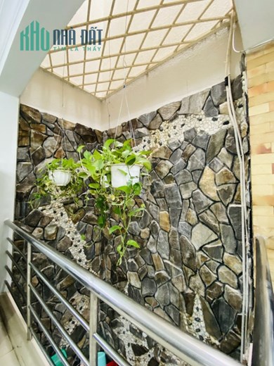 Bán Nhà Lê Quang Định Quận Bình Thạnh. DT: 69m2. LH: 0932155399.
