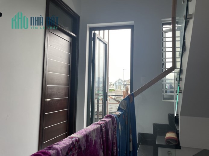 Nhà Phố Chính chủ , có sổ, Dt sử dụng 120m2