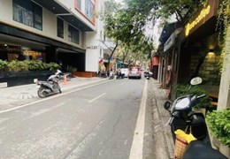Bán nhà mặt phố Kim Mã Thượng 77m², 3 tầng, MT 5m, Chào Giá 22 tỷ Ba Đình. Chi tiết liên hệ :