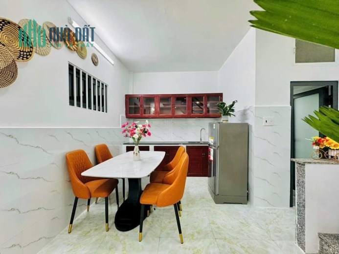 CHỦ NGỘP GÓC 2MT TÂN THÀNH Tân Phú 100M2, 4 TẦNG GIÁ CỰC SỐC