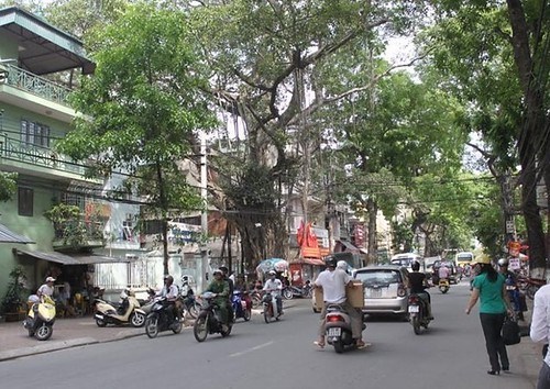 MẶT PHỐ PHÚ DIỄN BẮC TỪ LIÊM - KINH ĐOANH ĐỈNH - DÒNG TIỀN TỐT - 105M2 GIÁ CHÀO 22.2 TỶ.