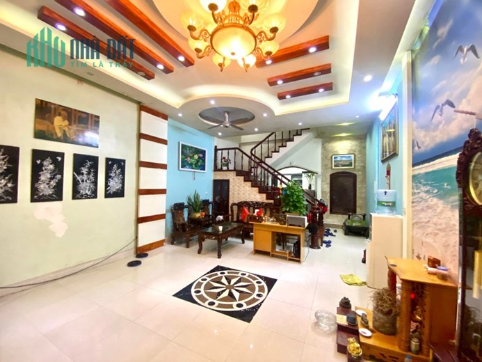 Siêu phẩm 6 tầng thang máy,gara ô tôvỉa hè KD đỉnh,2 MP Ngô Gia Tự,52M, MT 4.2M.Nhỉnh 10 tỷ
