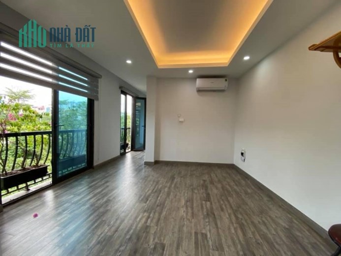 Bán Nhà Nguyễn Văn Cừ,Bồ Đề, Lô Góc, Ngõ Rộng Ôtô, Kinh Doanh, 50m2, 4Tầng, Gía 5,8Tỷ.