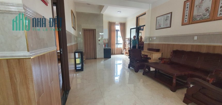 Bán nhanh nhà mới full nội thất 11PN mặt tiền chính giá chỉ 35 tỷ Đà Lạt Lâm Đồng