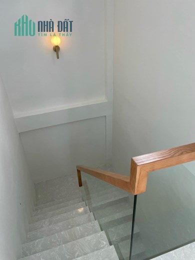 Bán nhà mới 42x.2xA Phạm Văn Đồng Phường 11 Q. Bình Thạnh 44m 5 tầng 3 PN