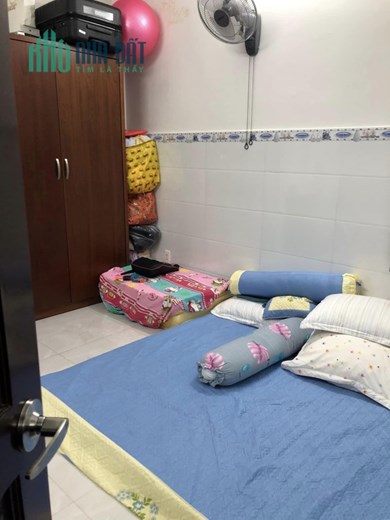 4.75 Tỷ Nhà Ngay Emart 2, 4 Tầng 45m2, Mới Ỏ Ngay, Nguyễn Duy Cung, SHR.