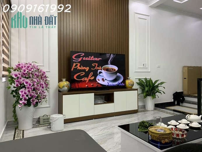 Nhà 4 tầng mới cạnh 𝘼𝙚𝙤𝙣 𝙈𝙖𝙡𝙡 HẢI PHÒNG đường 6m ô tô đỗ ngày đêm làm spa hay mở vp đều ok