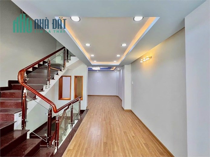 Nhà đẹp 5 tầng, Khu Phân Lô cao tầng Phạm Văn Chiêu, Gò Vấp, chỉ 8.3 tỷ