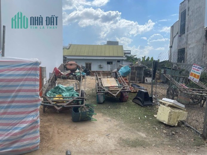 Lô đất hẻm 40 đường 160 tăng nhơn phú A, DT 76m giá tốt