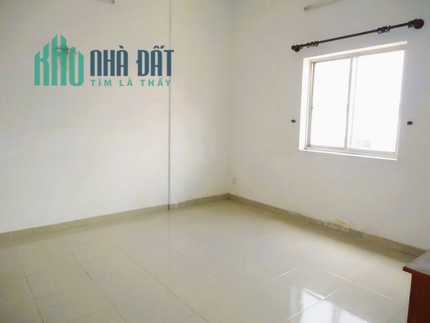 Nhà ngay Hoàng Văn Thụ, Lăng Cha Cả, 30m2, nở hậu, 3 tỷ, sổ công nhận đủ