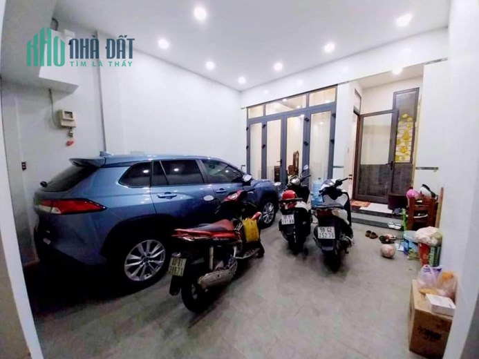 Nhà Tâm Huyết Siêu Đẹp Phan Văn Hớn - Hẻm 6m - 5x20(Thông số vàng) - 5 PN - Nội Thất Cao Cấp - Chỉ