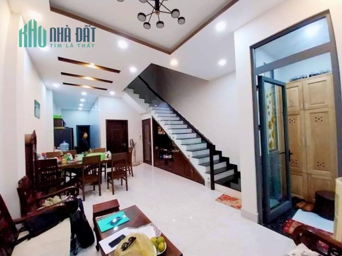 Nhà Tâm Huyết Siêu Đẹp Phan Văn Hớn - Hẻm 6m - 5x20(Thông số vàng) - 5 PN - Nội Thất Cao Cấp - Chỉ