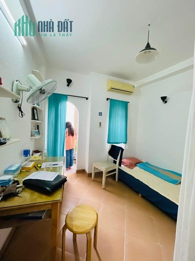 Bán nhà Hồ Biểu Chánh, P11, Phú Nhuận, 25m2, 3.3 tỷ - full nội thất - thương lượng mạnh