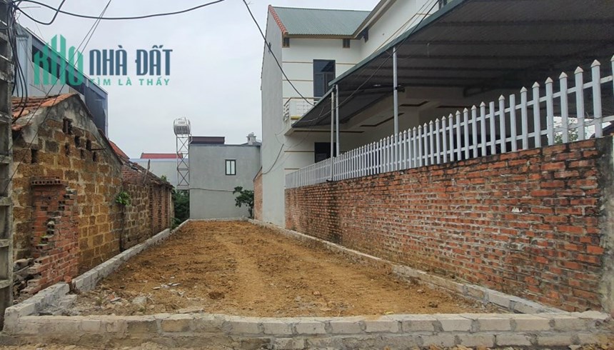 Hoa hậu thôn 9 Tân Xã 
Chỉ cách hồ điều Hoà CNC mấy trăm m i
Giá đầu tư hợp lí
Nằm trong lõi công