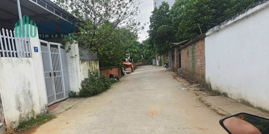 Hoa hậu thôn 9 Tân Xã 
Chỉ cách hồ điều Hoà CNC mấy trăm m i
Giá đầu tư hợp lí
Nằm trong lõi công