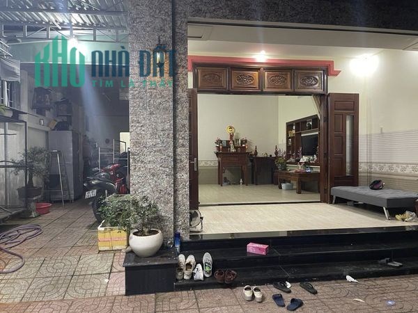 CHÍNH CHỦ BÁN HOẶC CHO THUÊ NHÀ MẶT TIỀN TRUNG TÂM NHƠN TRẠCH