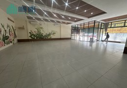 Cho thuê mặt bằng sẵn kinh doanh DT 400m2, Khai Quang, Vĩnh Yên