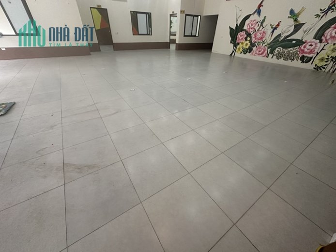 Cho thuê mặt bằng sẵn kinh doanh DT 400m2, Khai Quang, Vĩnh Yên