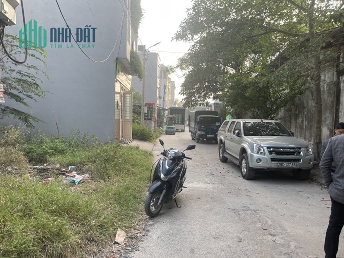 Em bán nhanh 230m2 đất thị trấn Trôi ngõ oto , sát khu đô thị Nam 32 giá quá đẹp chỉ 4,8 tỷ alo em