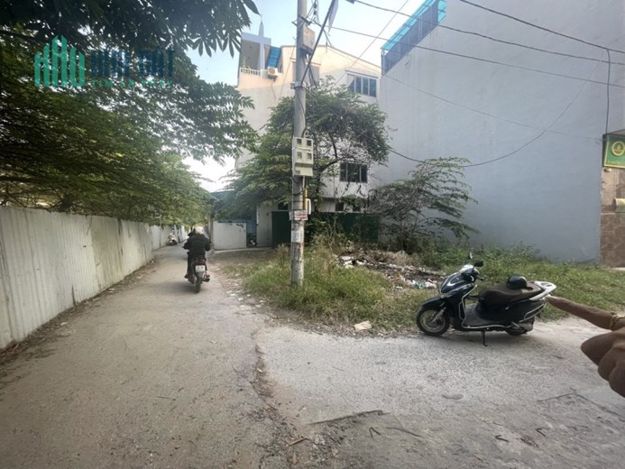 Em bán nhanh 230m2 đất thị trấn Trôi ngõ oto , sát khu đô thị Nam 32 giá quá đẹp chỉ 4,8 tỷ alo em