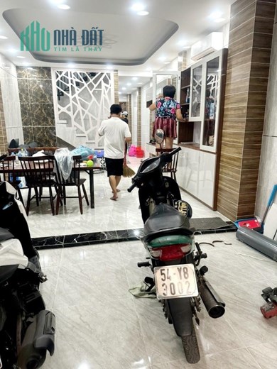 Siêu Phẩm Gần Emart 2, Ô Tô Thông, Tặng Nội Thất,75m2, Ngang 4m, 6.8 Tỷ