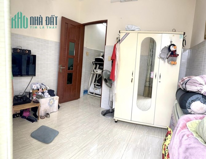 Bán nhà nhỏ đủ công năng 3pn,Nguyễn Văn Công , dtsd 60m2,2ty