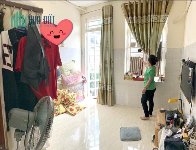 Bán nhà nhỏ đủ công năng 3pn,Nguyễn Văn Công , dtsd 60m2,2ty