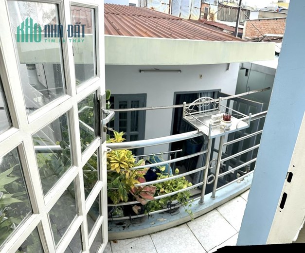 Bán nhà nhỏ đủ công năng 3pn,Nguyễn Văn Công , dtsd 60m2,2ty