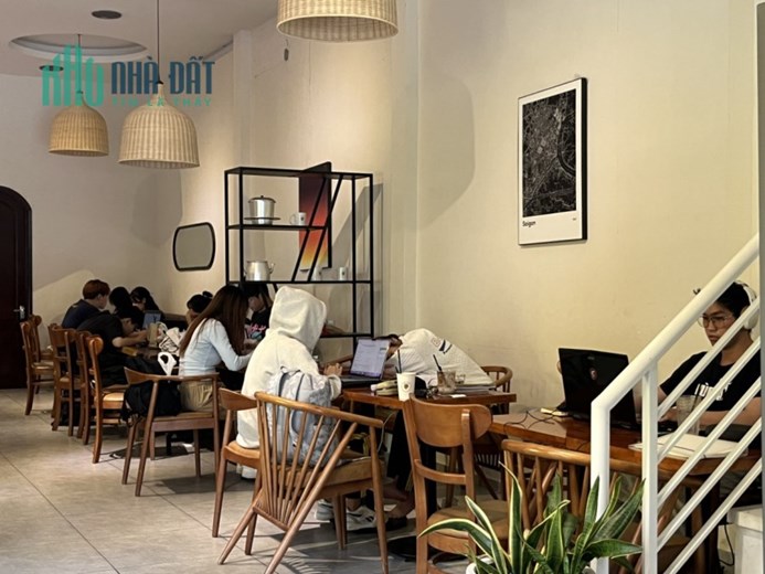 Cần sang quán góc 2 mặt tiền, đường Lương Định Của, Đông Hoà, Dĩ An, Bình Dương. Liên hệ: 0353 553