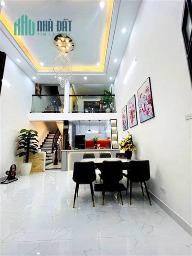 Ngõ thịnh hào. Tôn đức thắng, lô góc thiết kế đẹp 56m2. 6 tầng.hơn 6 tỷ