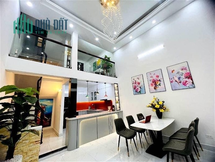 Ngõ thịnh hào. Tôn đức thắng, lô góc thiết kế đẹp 56m2. 6 tầng.hơn 6 tỷ