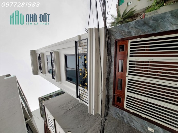 Nhà mới đơn lập 15m xe tải, 3 thoáng giá 2.79 tỷ
