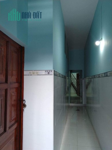Bán gấp căn nhà điện biên phủ, rộng 92m2, cách quận 1 chỉ 2 phút đi xe, gần trung tâm tiện ích.