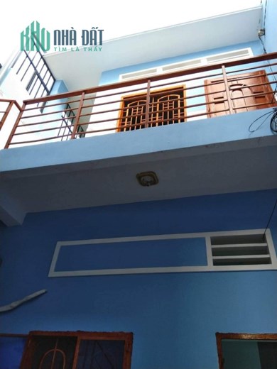 Bán gấp căn nhà điện biên phủ, rộng 92m2, cách quận 1 chỉ 2 phút đi xe, gần trung tâm tiện ích.