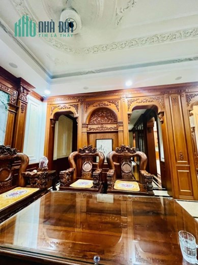 Bán Biệt Thự Nội Thất Xịn Xò Đương Bảy Hiền Giao Đồng Đen, Quận Tân Bình ( 9m x 24m ) 215m2, Sổ