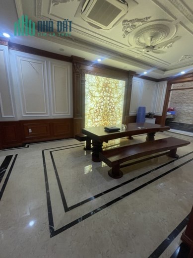 Bán Biệt Thự Nội Thất Xịn Xò Đương Bảy Hiền Giao Đồng Đen, Quận Tân Bình ( 9m x 24m ) 215m2, Sổ