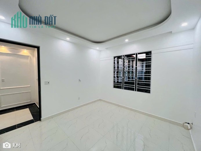 Bán nhà xây mới Chợ Hàng gần ngay AEON, 44m 3 tầng GIÁ 2.75 tỉ mới tinh