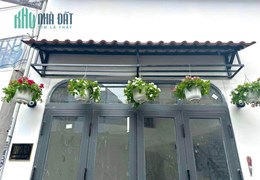 cần bán căn nhà mê lửng đúc kiệt  Trần Cao Vân giá quá rẻ. cách đường chính 30m