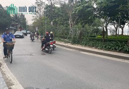 Bán đất mặt phố Trích Sài Quận Tây Hồ 783m2, mặt tiền 67m, giá 530 tỷ.