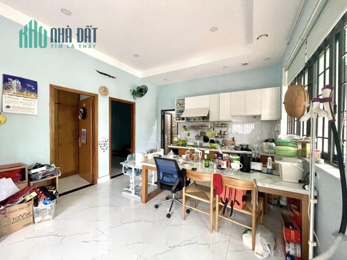 nhà biệt thự bán,254m2,24x10m2,hậu lân,hóc môn,gia:4,xty