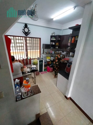 Thu nhập 100 triệu, CHDV 16 phòng full nội thất, HXT Thành Thái, Quận 10