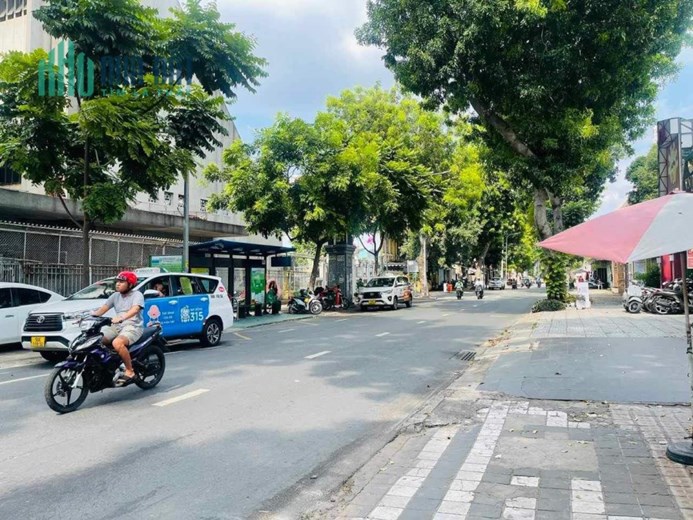 Biệt thự 3 đến 4 tầng MT Nguyễn Đình Chiểu P.Đakao 432,53m2 SHR 435 tỷ. Lh:0976519691.