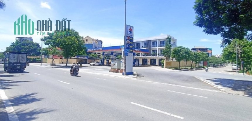 Bán nhà Hoài Đức 60m2-mặt tiền 5,8m-3 tỉ nhỉnh-ô tô đỗ cửa-dân xây-nội thất xịn